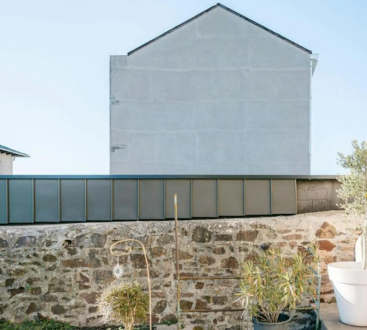 Tatil Evi Maison Spacieuse Et Jardin Proche Soulages Wisdhomeconciergerie Rodez Fransa